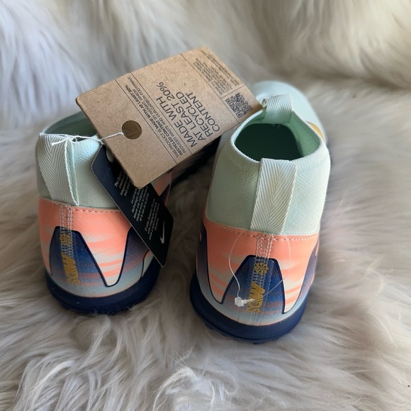 Nike Women's Air Zoom soccer CR7 Shoes - Blue and Orange - Picture 7 of 14